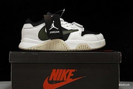 The Jordan Cut FZ8117-1001 x Check Travis Scott 0909